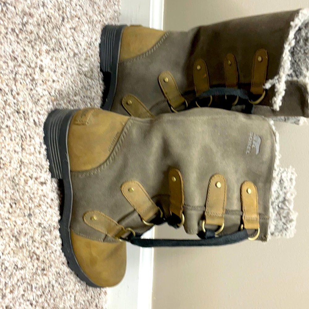 Sorel Waterproof lace up boots